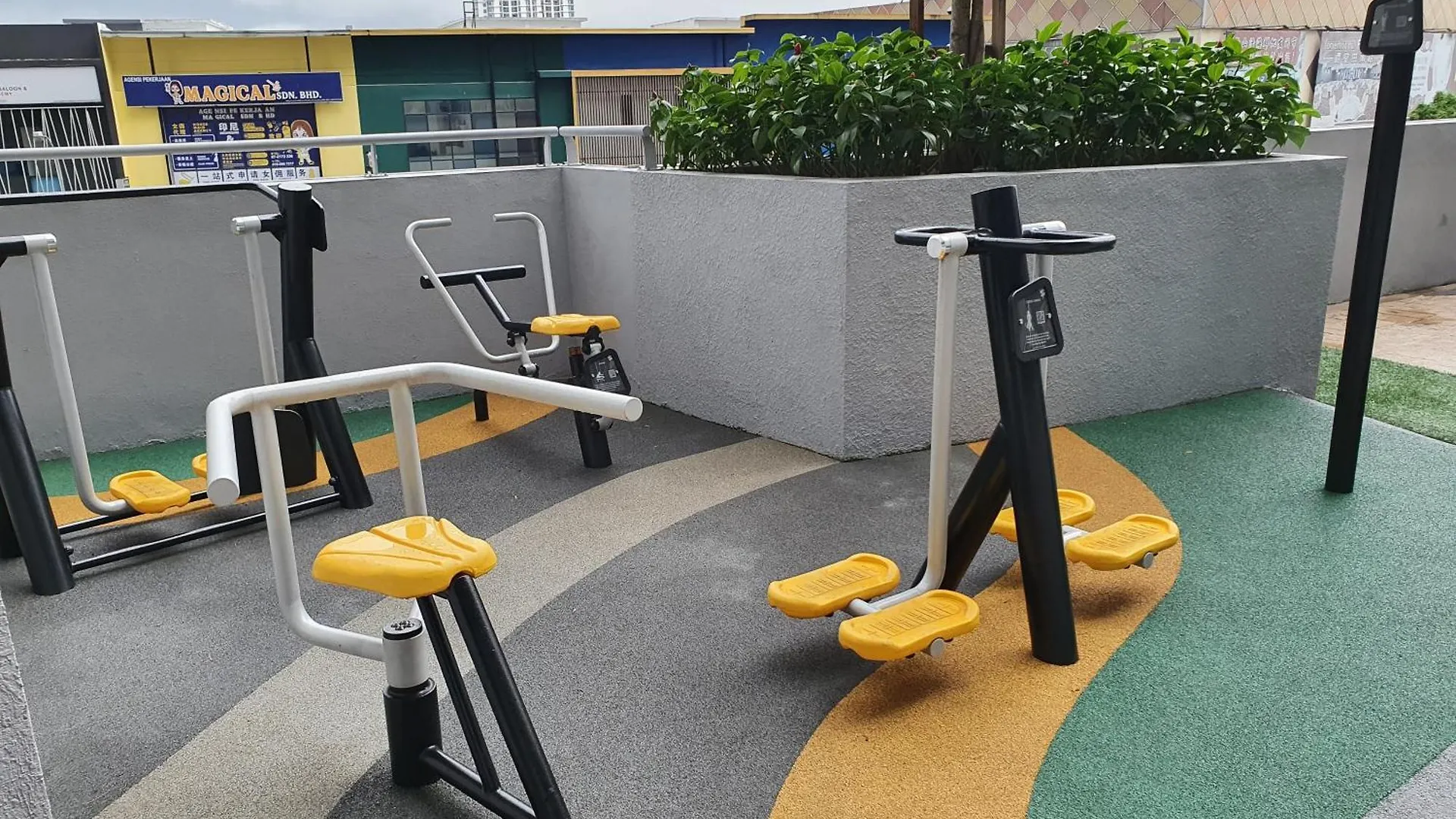 Quiet Scenic High Floor Parkview At Skytrees, 1-3 Pax Apartment Johor Bahru