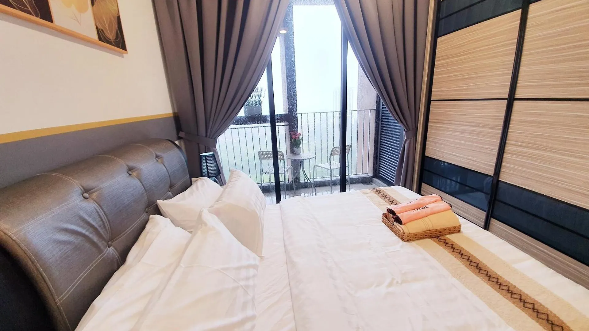 Quiet Scenic High Floor Parkview At Skytrees, 1-3 Pax Apartment Johor Bahru 0*,